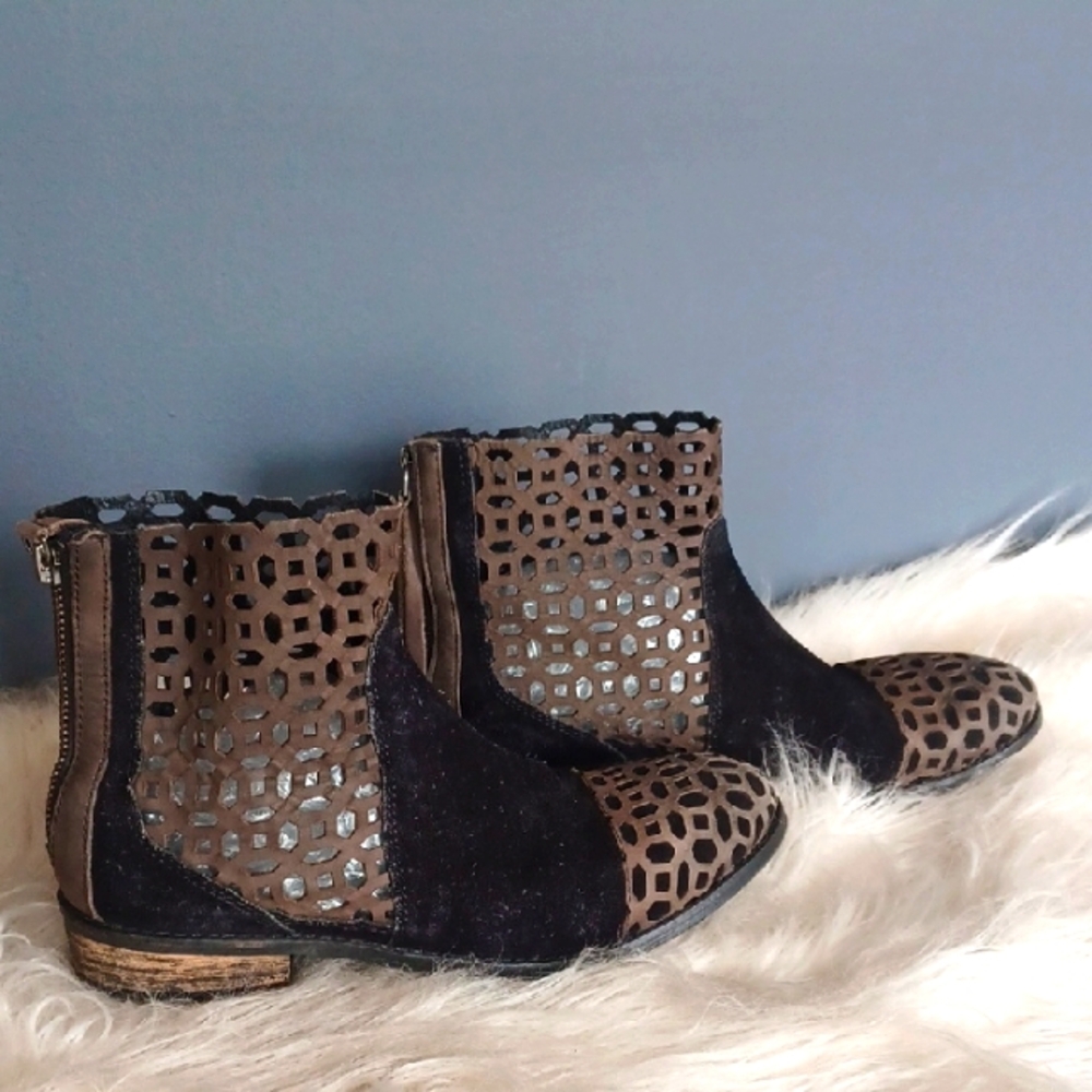 Rebel Booties